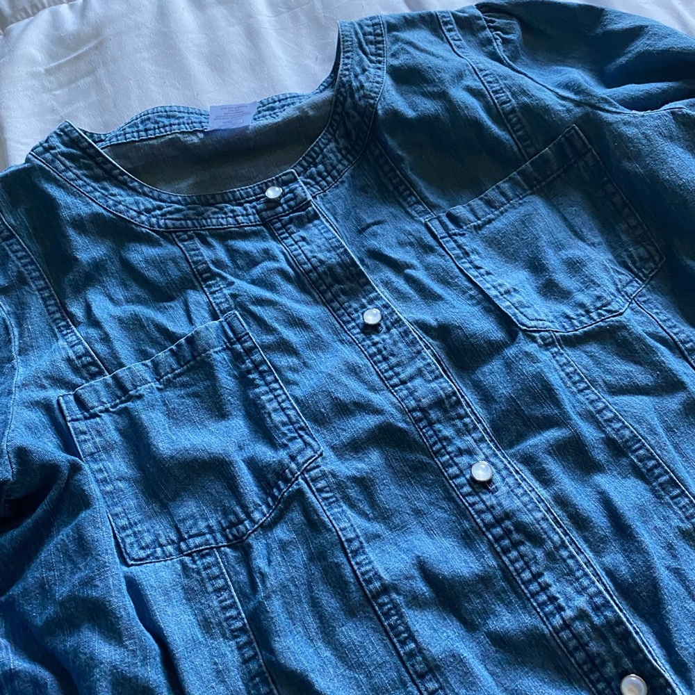 Beautiful jean jacket shirt with lace details - Picture 5 of 5